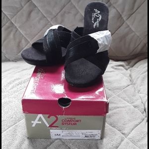 Aerosoles black sandals with side buckle